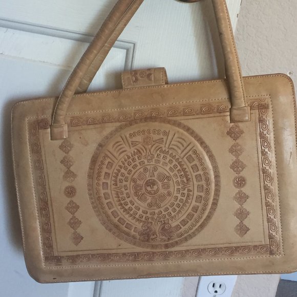 Ideal brand, tooled tan leather handbag - Picture 2 of 4